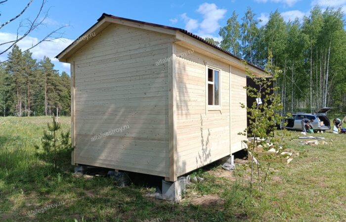 хозблок 3 на 6 с двускатной крышей